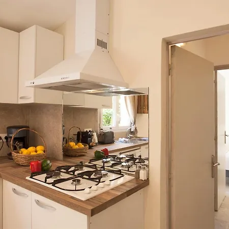 Maison Kiwi Avec Piscine Chauffee Terrasse Jardin Et Bbq A Villa Calvi (Corsica)